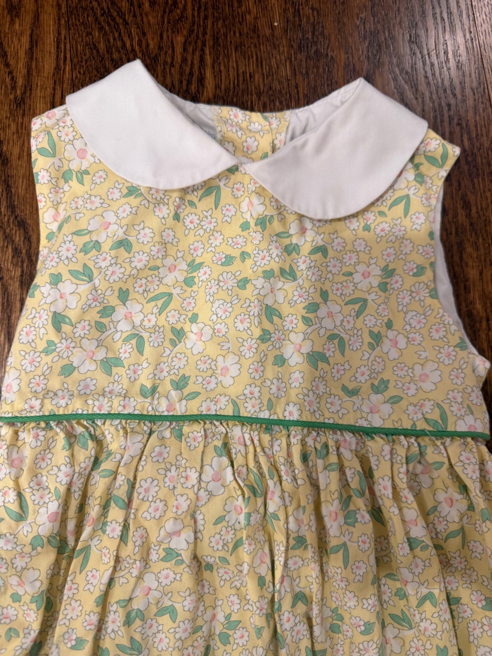 Little English Yellow Floral Dress with White Peter Pan Collar - Picture 3 of 4